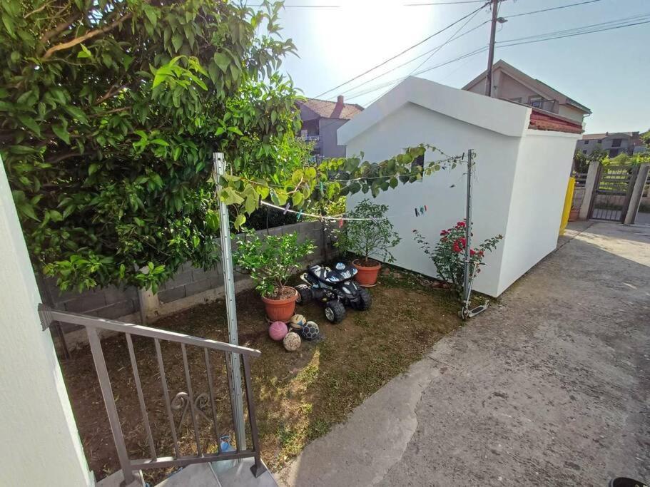 Apartamento Cozy, Fully Equipped, Free Parking&Wifi, Quiet, 2Bd Podgorica Exterior foto