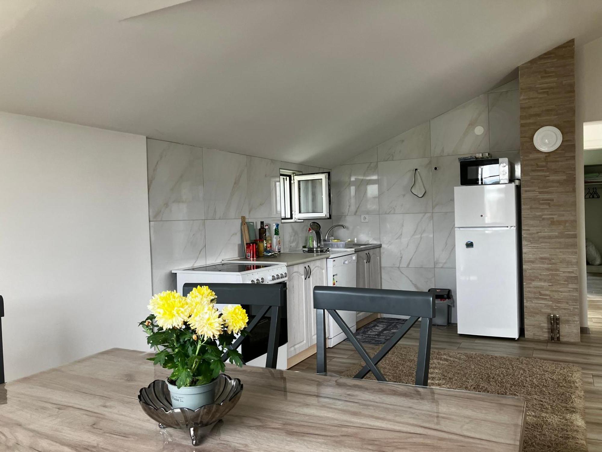 Apartamento Cozy, Fully Equipped, Free Parking&Wifi, Quiet, 2Bd Podgorica Exterior foto