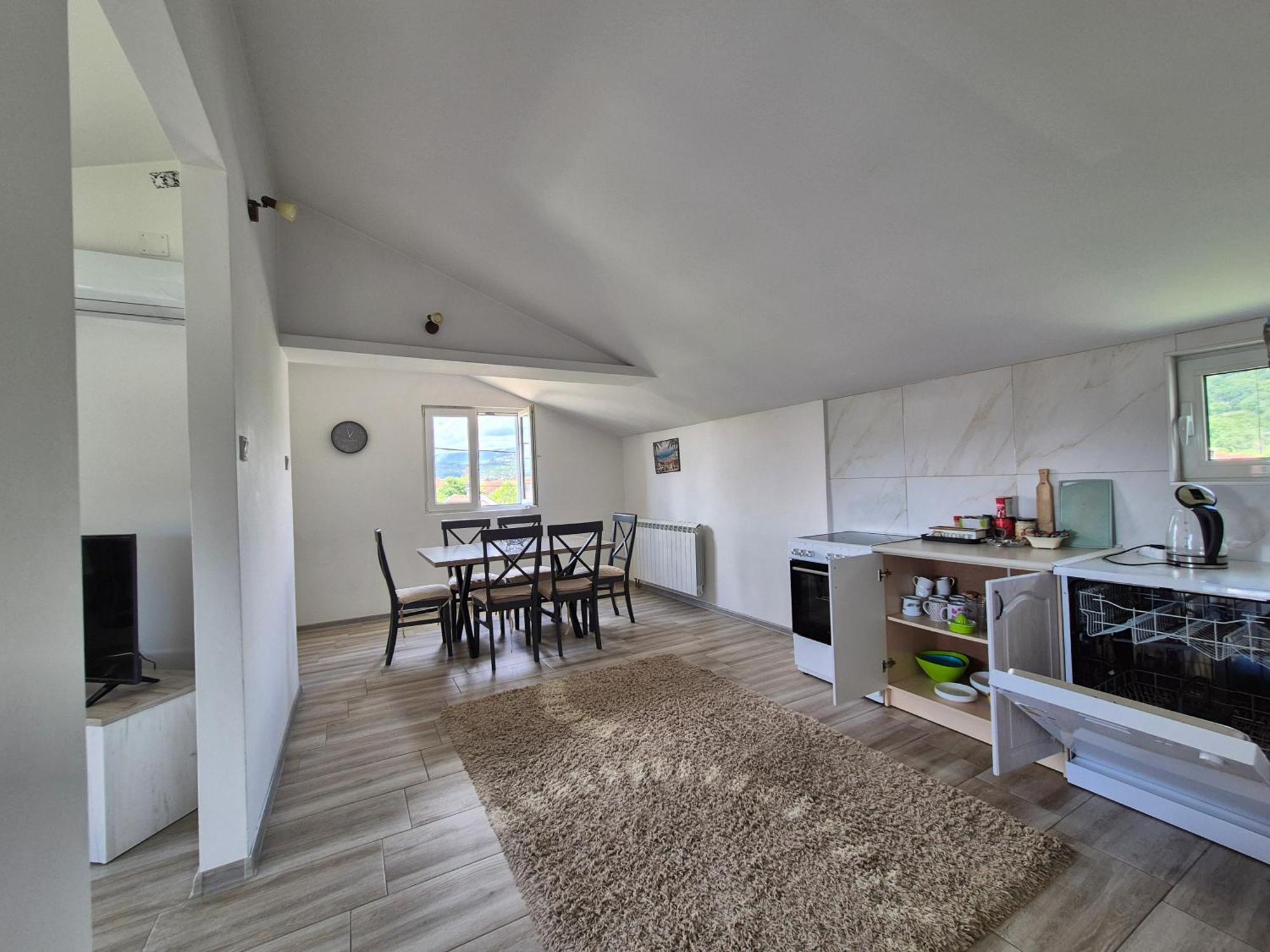 Apartamento Cozy, Fully Equipped, Free Parking&Wifi, Quiet, 2Bd Podgorica Exterior foto